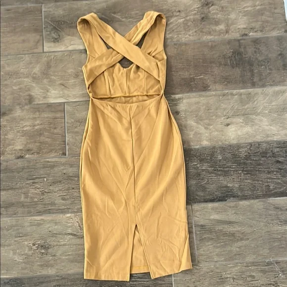 Chic Mustard Midi Dress - Picture 4 of 7